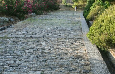 Ingegneria stradale antica: L’esempio dei Persiani
